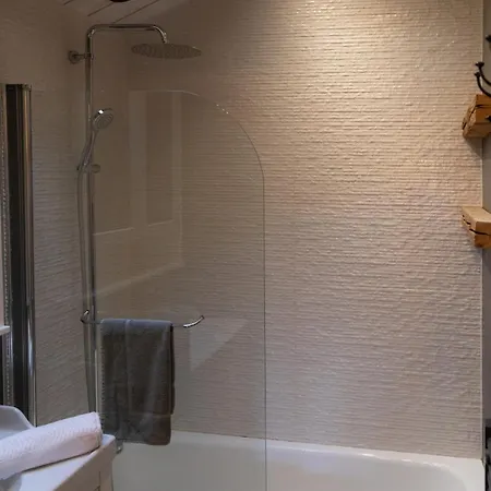 Lejlighed Spacious And Comfortable In *