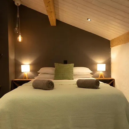 Spacious And Comfortable In Appartement *